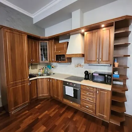 Spacious Apartment 6Min From The Dancing House Prague Exterior photo